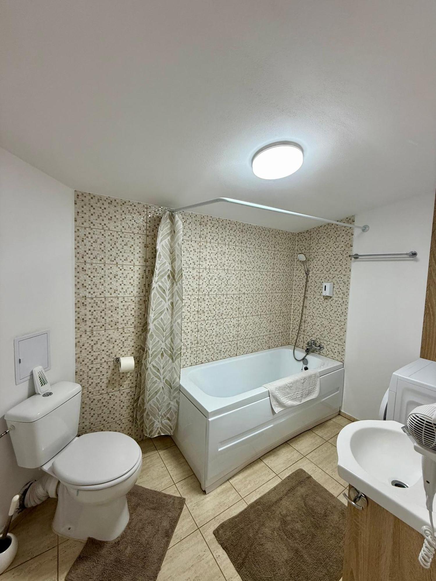 Jokai Apartments Nr7, Code Entry Sfântu-Gheorghe Zewnętrze zdjęcie
